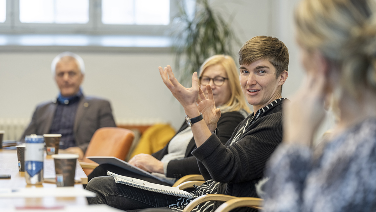 Fyra personer i en workshopsituation.